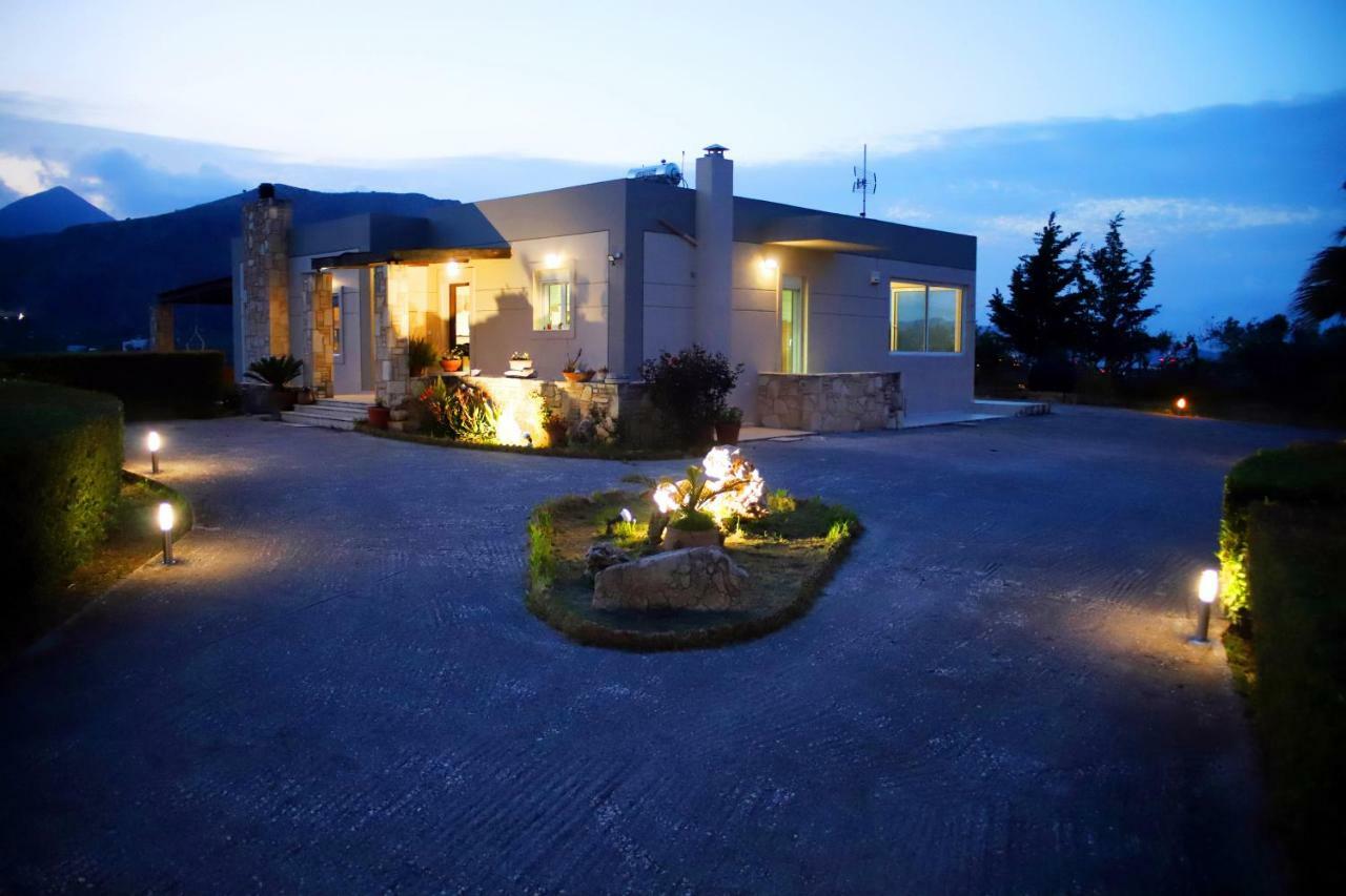 Relaxing Villa With Garden And Mountain View In Heraklion Kavrokhorion Luaran gambar